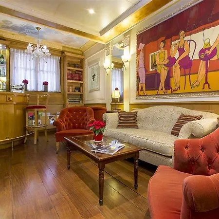 Hotel Gavarni Parijs