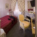 فندق غافارني باريس
