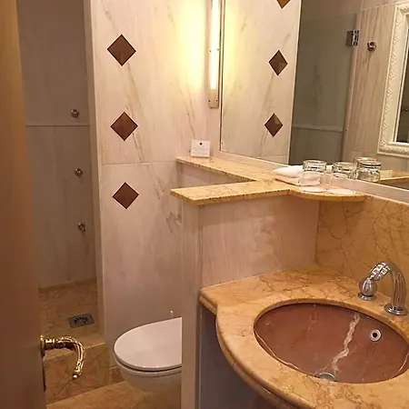 Hotel Gavarni 3*