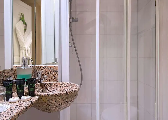 Gavarni Ξενοδοχείο