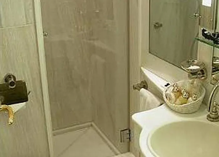 فندق غافارني باريس